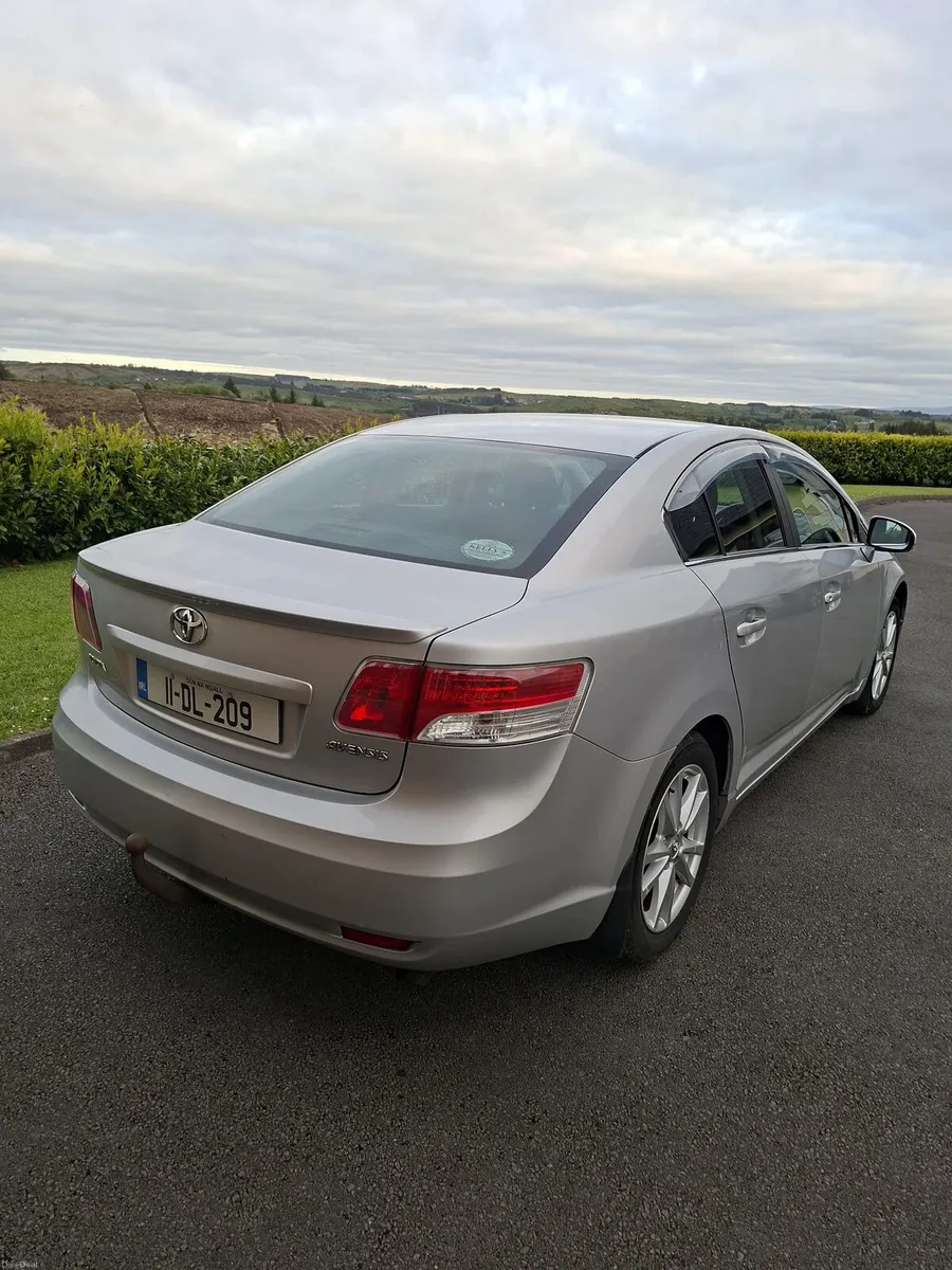Toyota Avensis 2.0 D4D 2011  Low Miles - Image 2