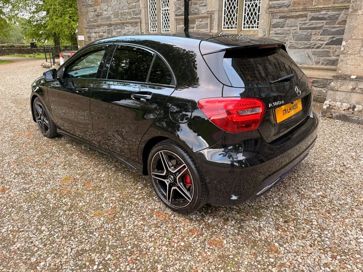 2017 A180d AMG line NIGHT ED STYLING - Image 3