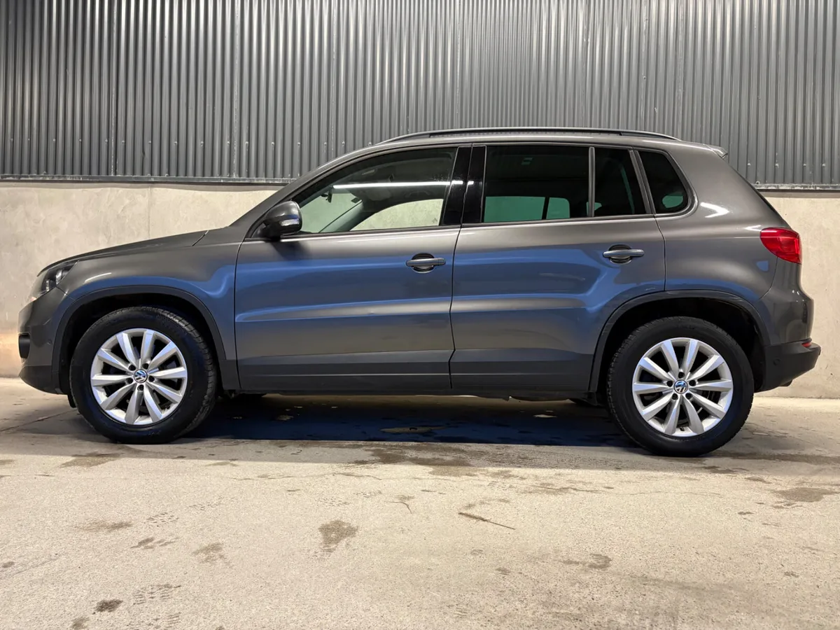 2015 VW TIGUAN 2.0 TDI 110 BHP * LOW KMS * - Image 3