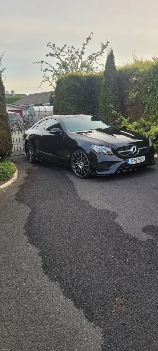 Mercedes-Benz E-Class 2017 - Image 4