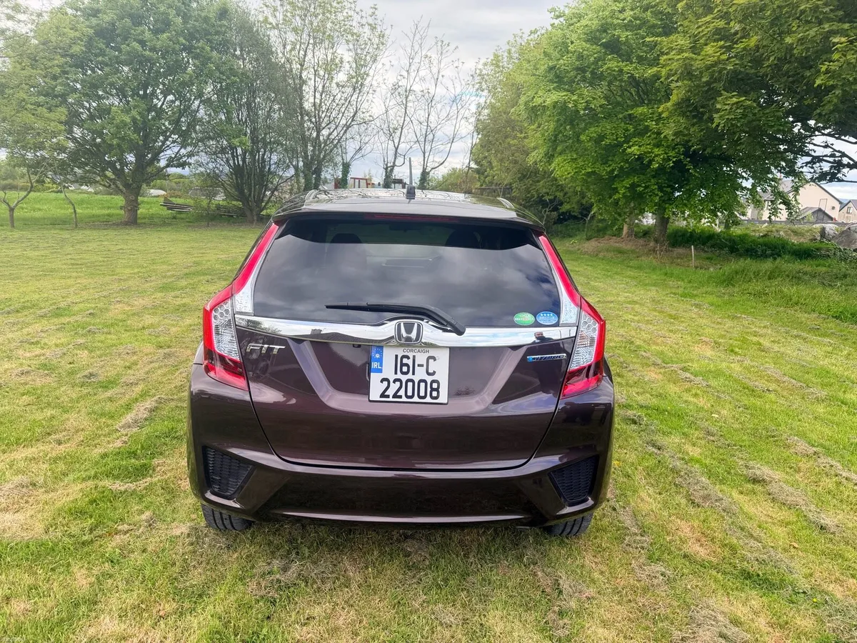 Honda Fit 1.5 Hybrid Auto very Low Mileage 38,000 - Image 2