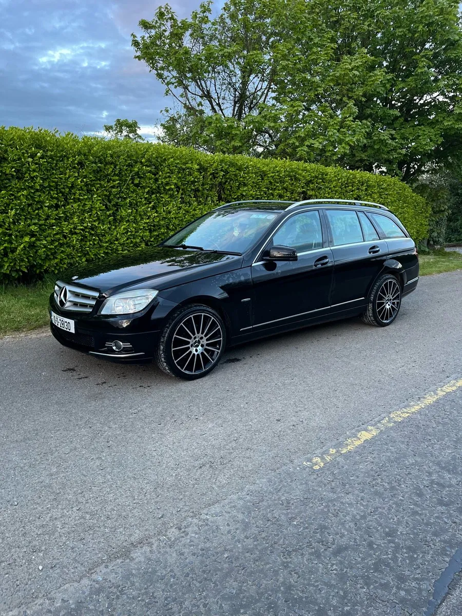 Mercedes C-Class C250 (201hp) Estate - Image 4