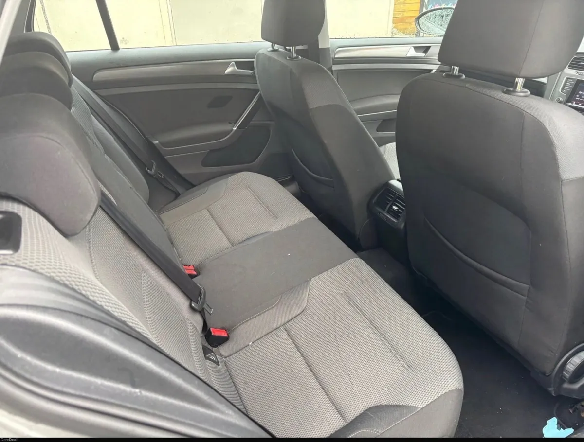 Volkswagen Golf 2013 - Image 2