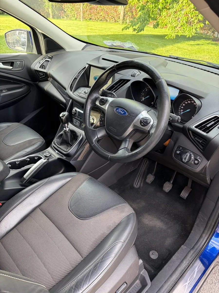Ford Kuga - Image 4