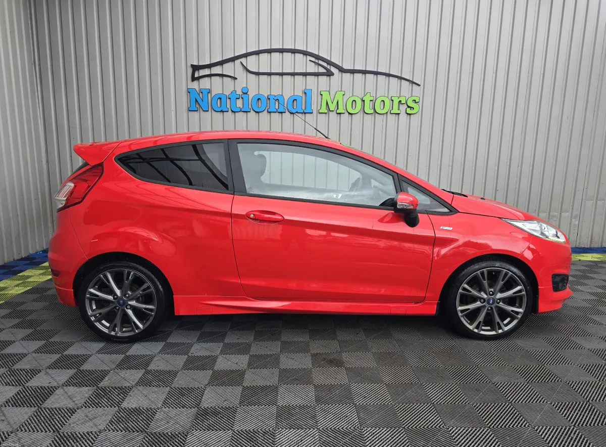 2017 Ford Fiesta ST-LINE 1.0 Petrol - Image 2