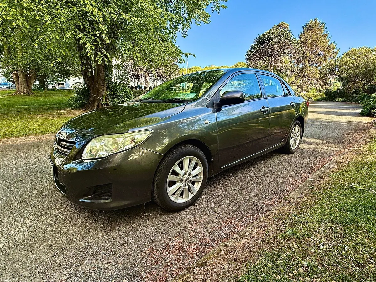 Corolla - LOW KMS (103) - Image 3