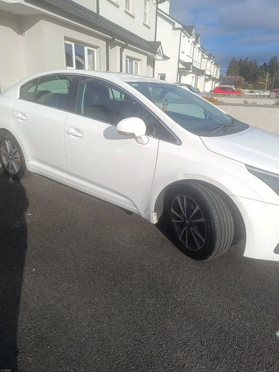Toyota avensis - Image 3