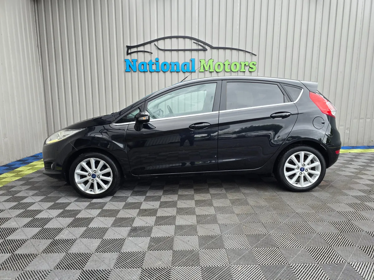 2016 Ford Fiesta TITANIUM 1.0 Petrol - Image 6