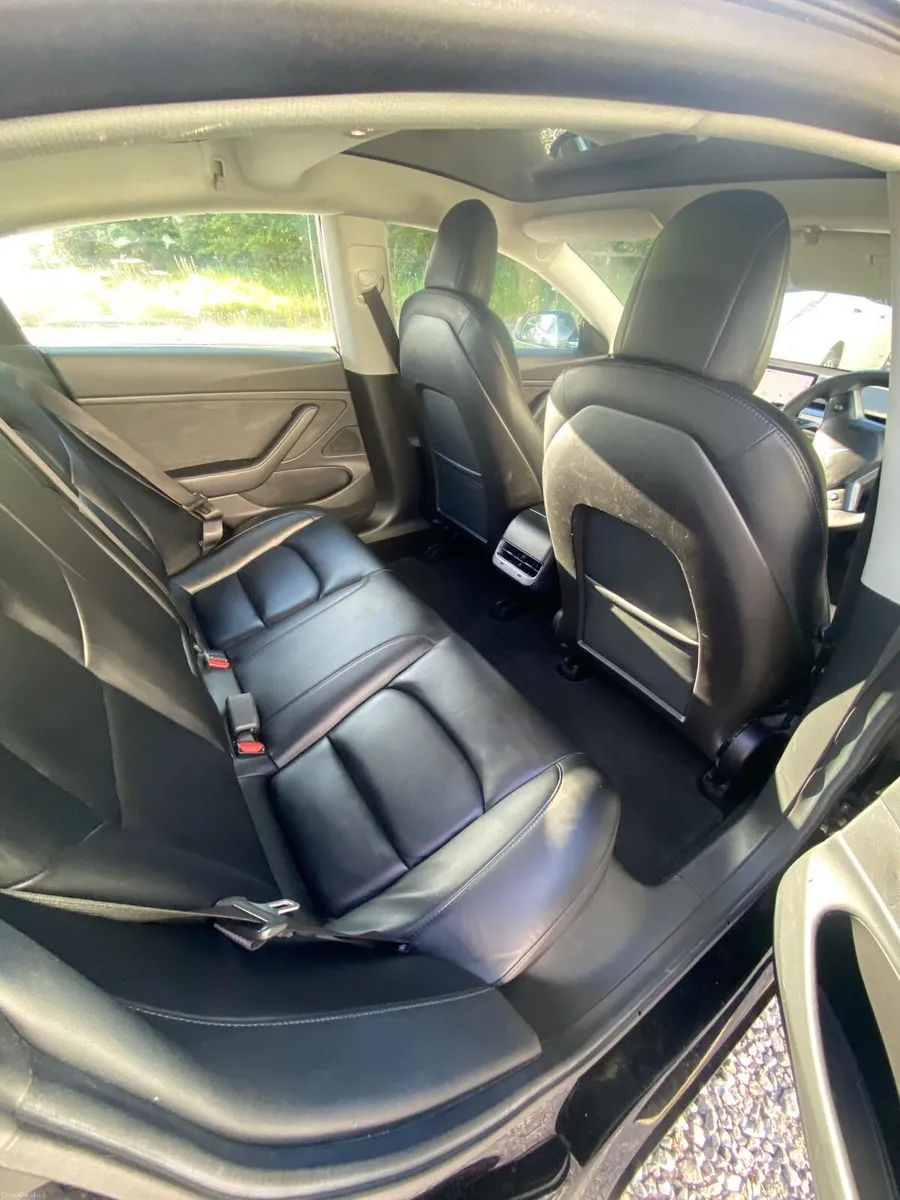 Tesla Model 3 Standard Range Plus - Image 4