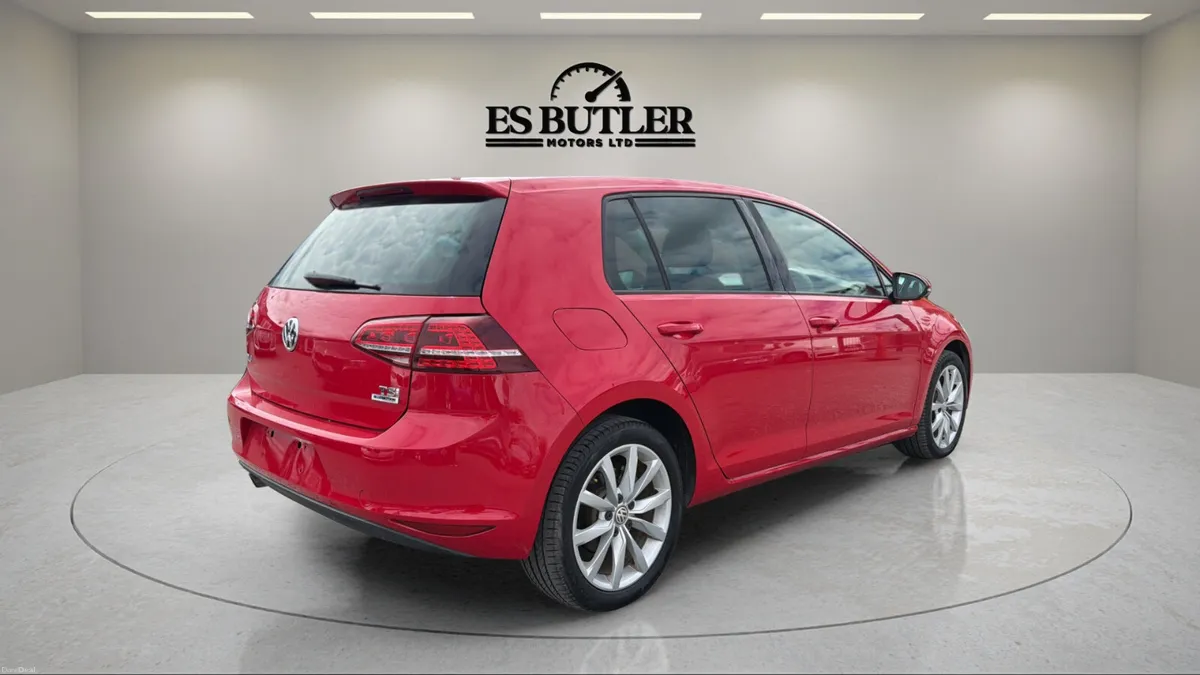 2017 VW Golf 1.2TSI AUTO ONLY 21,000KMS AS NEW - Image 6