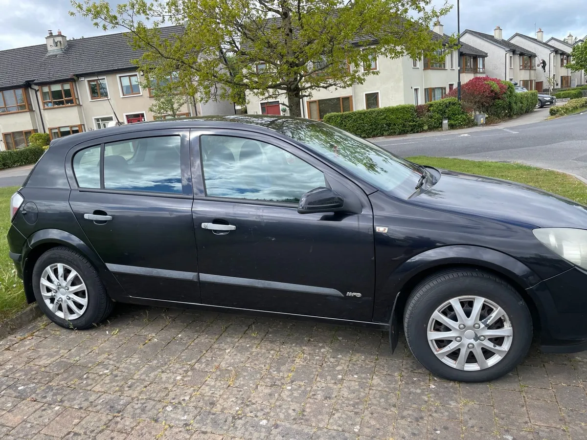 Opel Astra 2005 - 1.7 CDTI - Image 2