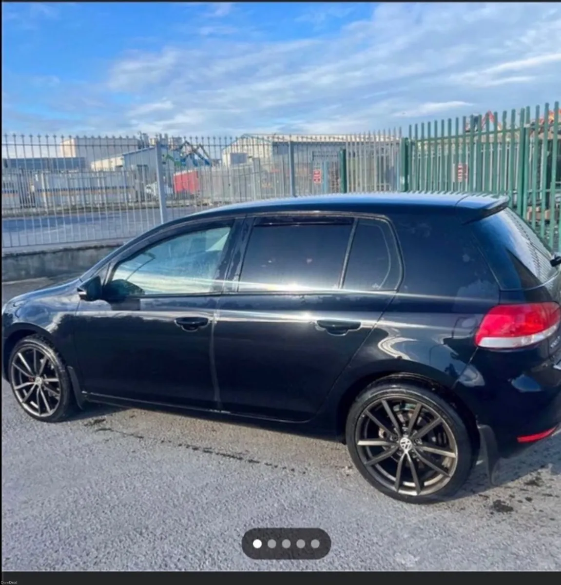 Volkswagen Golf 2010 - Image 1