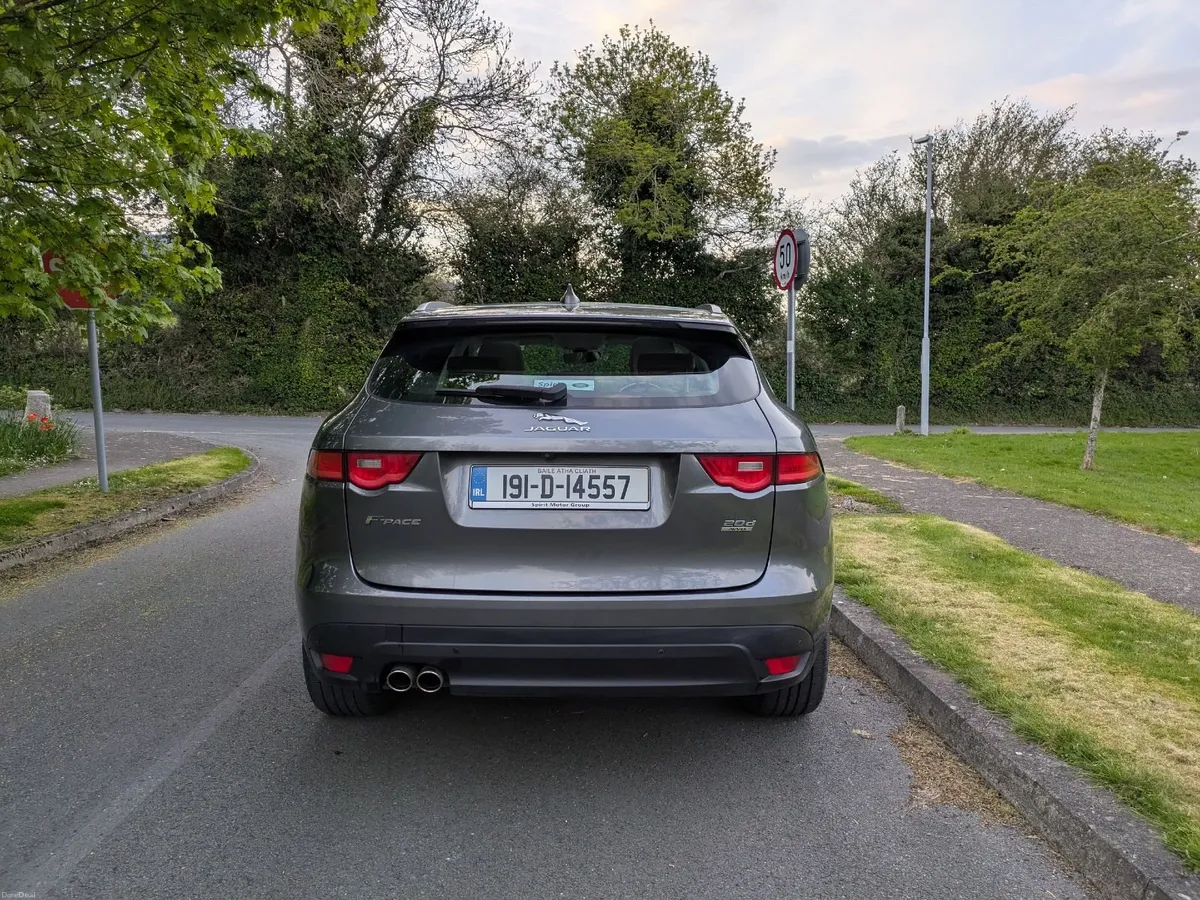 Jaguar F-Pace 2019 - Image 3