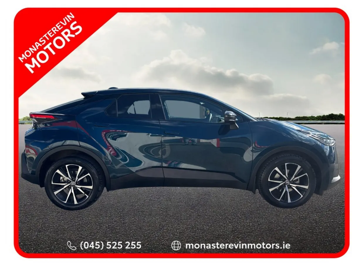Toyota C-HR HEV SPORT - Image 3
