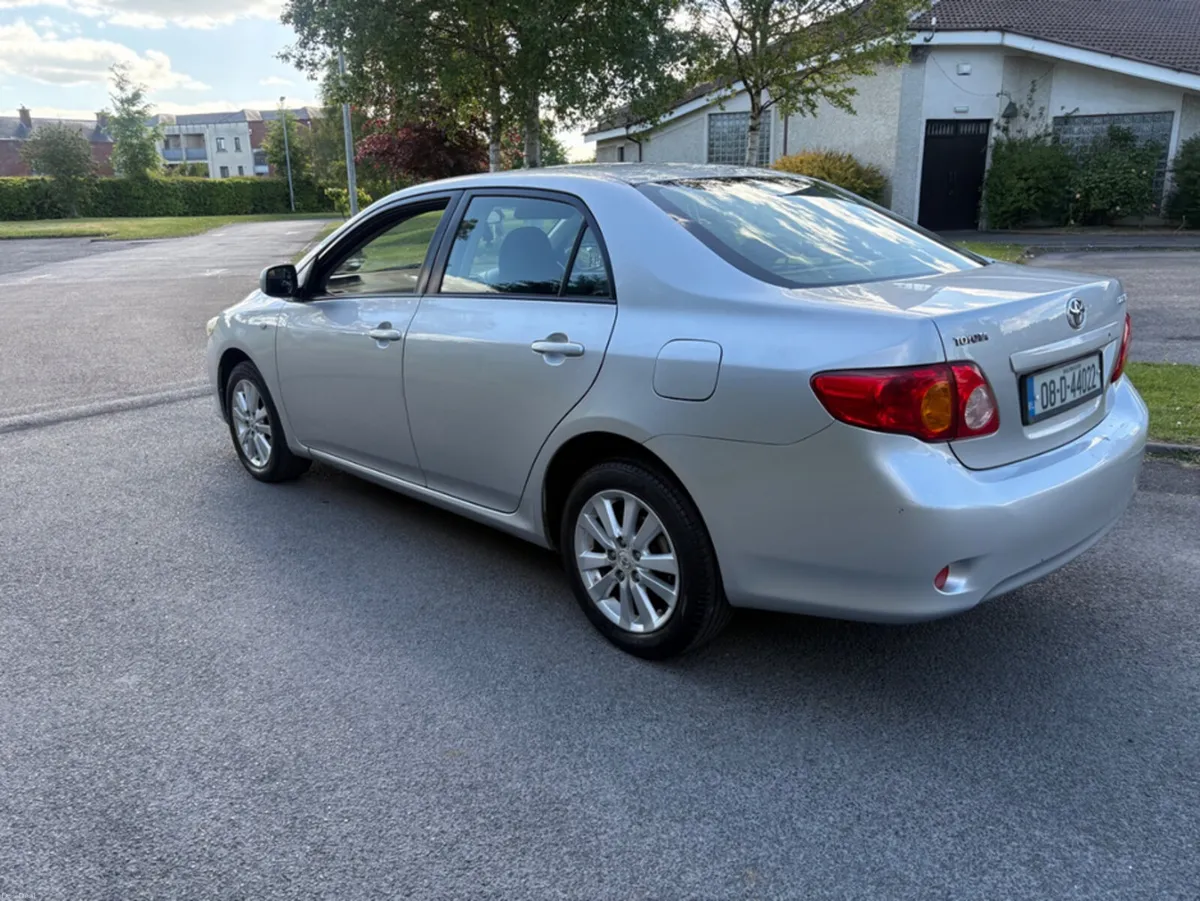 Toyota Corolla 1.4 LUNA CBU NG - Image 4