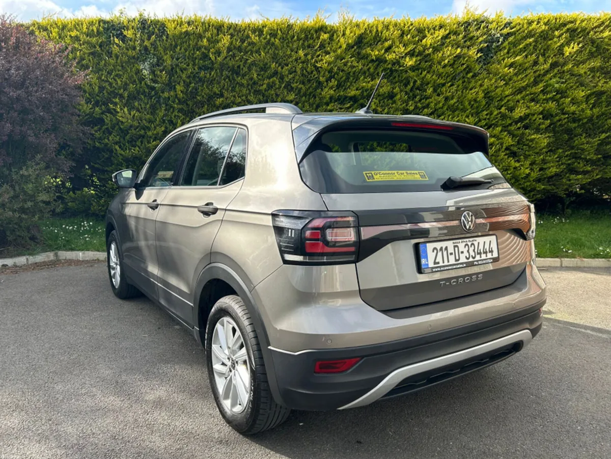 Volkswagen T-Cross LIFE 1.0 TSI MANUAL 5SPEED 95BH - Image 4
