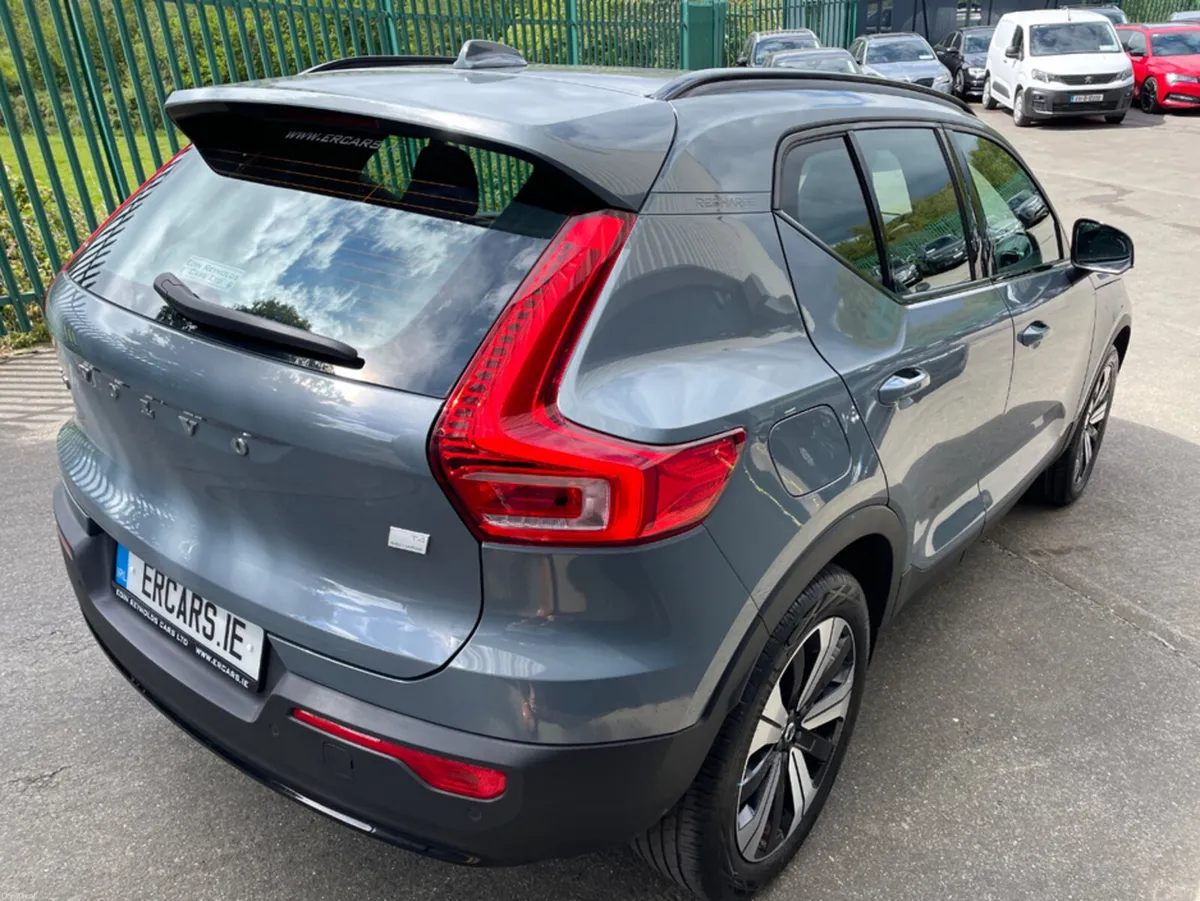 Volvo XC40 T4 RECHARGE PHEV AUTO PLUS - Image 5