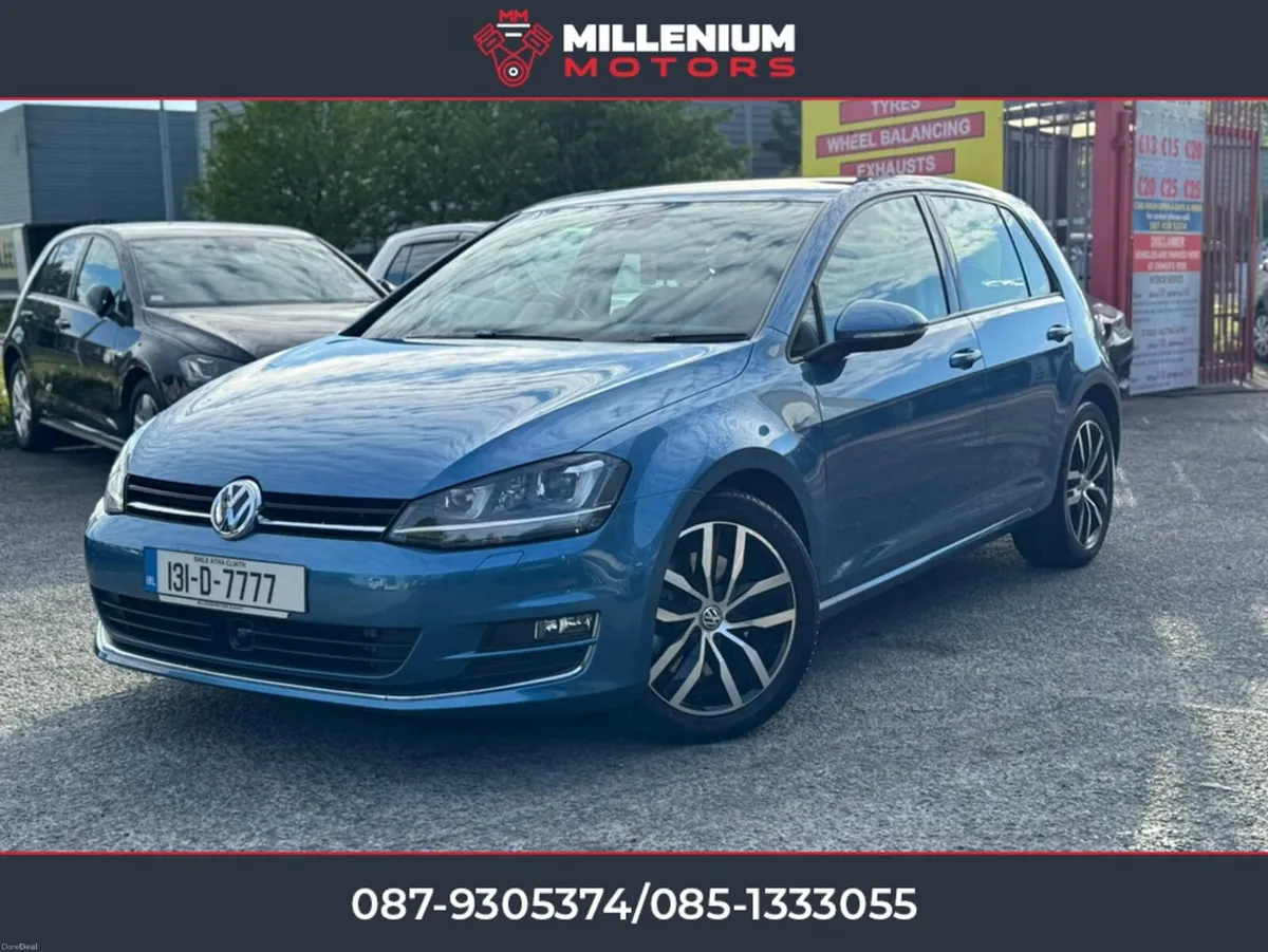 Volkswagen Golf TOP SPEC // LOW KMS // IMMACULATE - Image 4