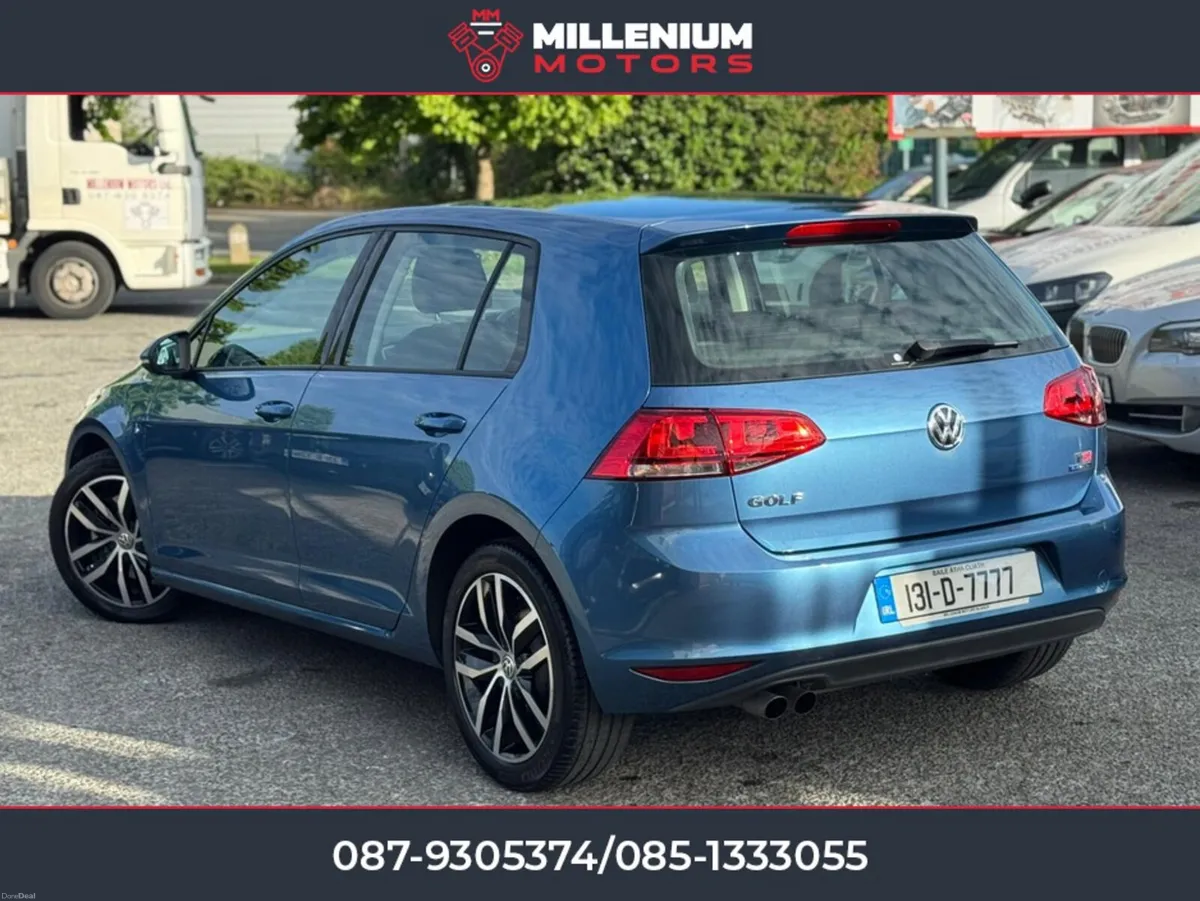 Volkswagen Golf TOP SPEC // LOW KMS // IMMACULATE - Image 6