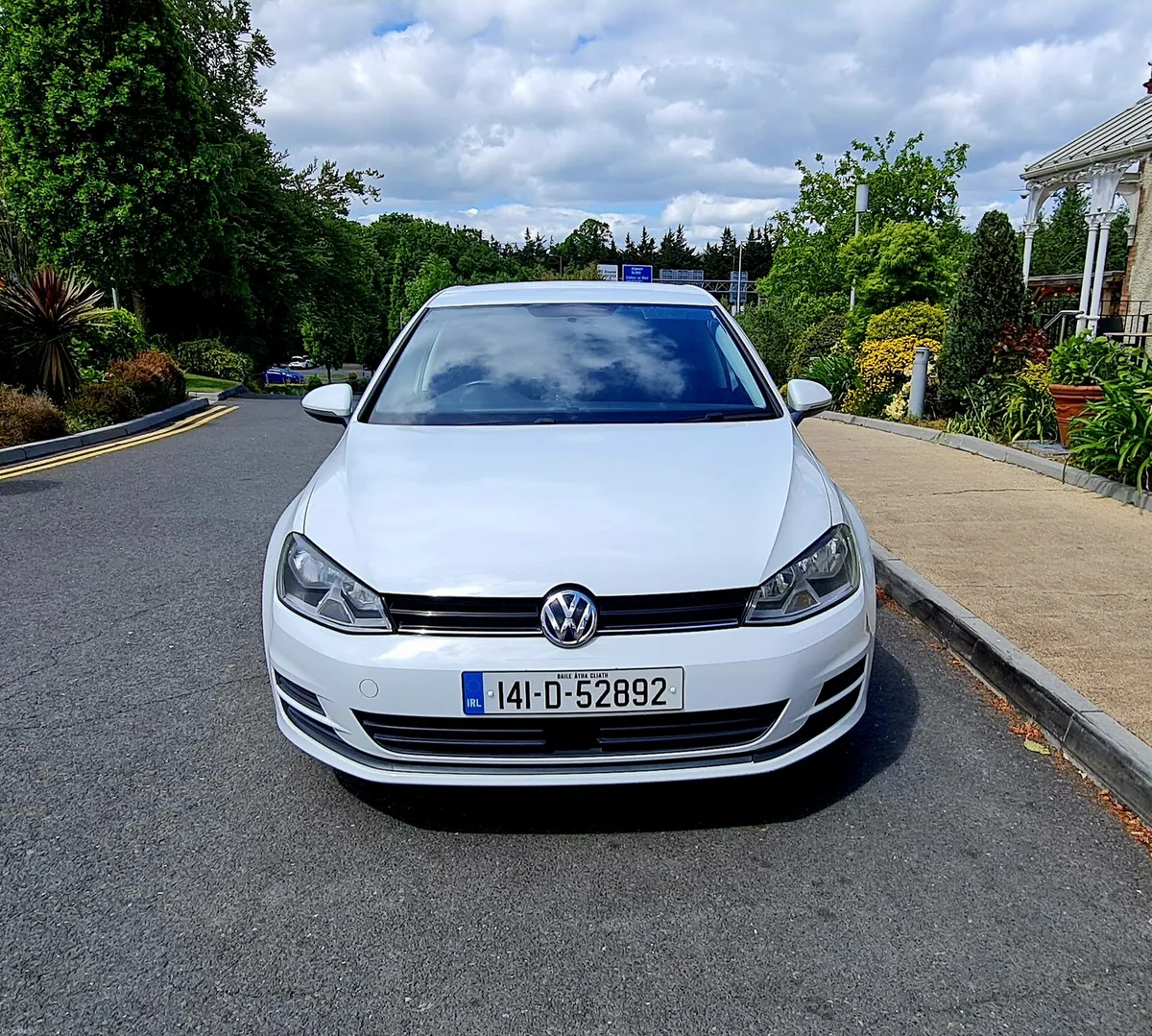 Only 75000km - Stunning VW Golf 1.2 Automatic - Image 2