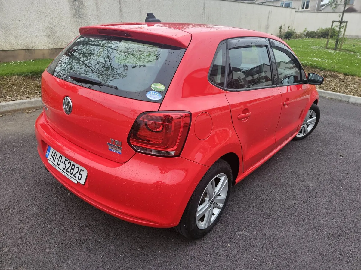 Volkswagen Polo.. 2014 model. Automatic - Image 4