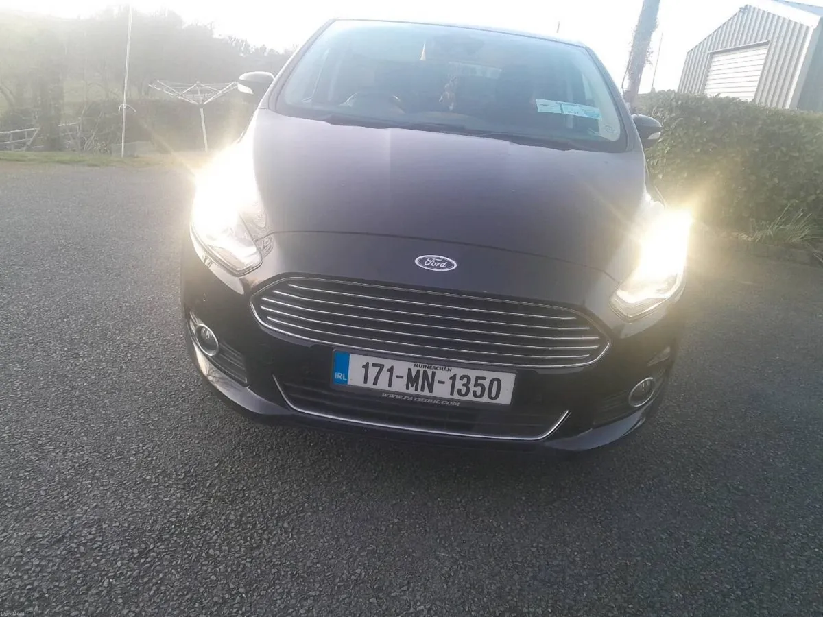 FORD S MAX TITANIUM MODEL - Image 3