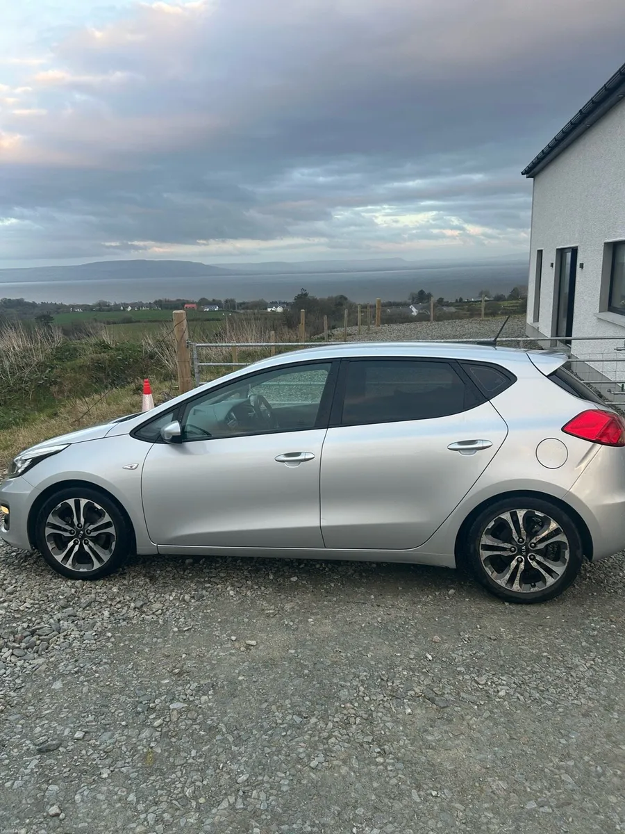 Kia Ceed - Image 4