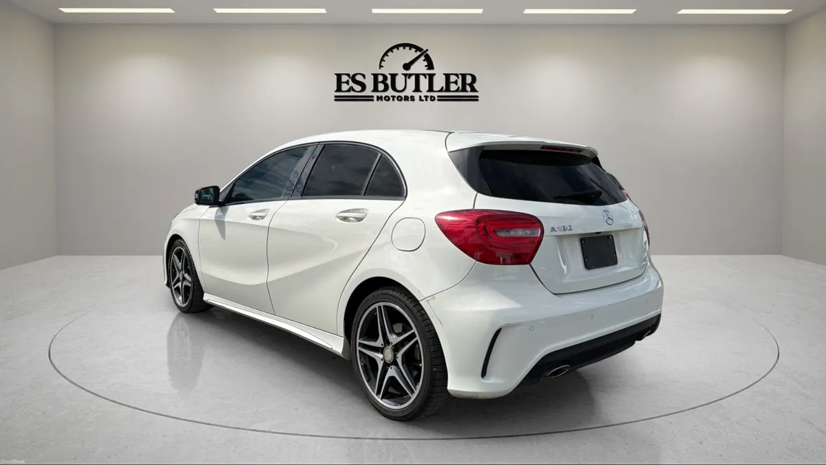 2015 Mercedes-Benz A180 1.6L AUTO AMG SPORT LOW KM - Image 3