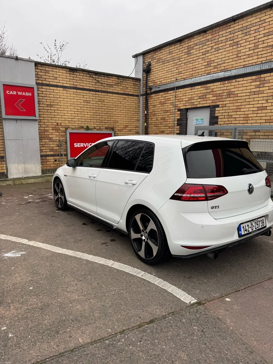 Volkswagen Golf GTI 2014 price in description - Image 4