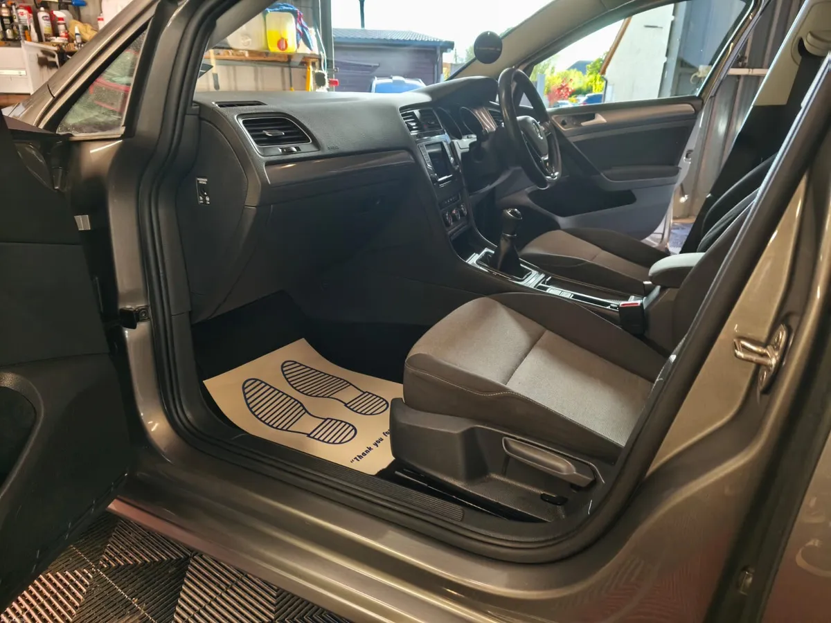 2016 162 Volkswagen Golf 1.6 TDI  110HP Trendline - Image 2