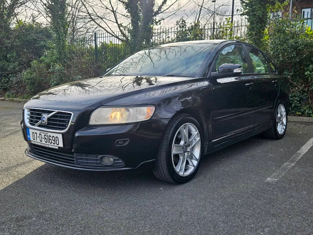 2007 S40 - Image 1
