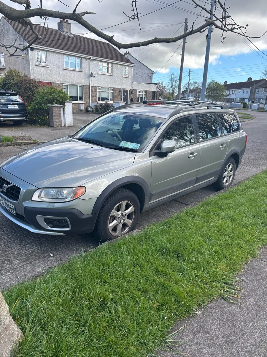 Volvo XC70 - Image 2