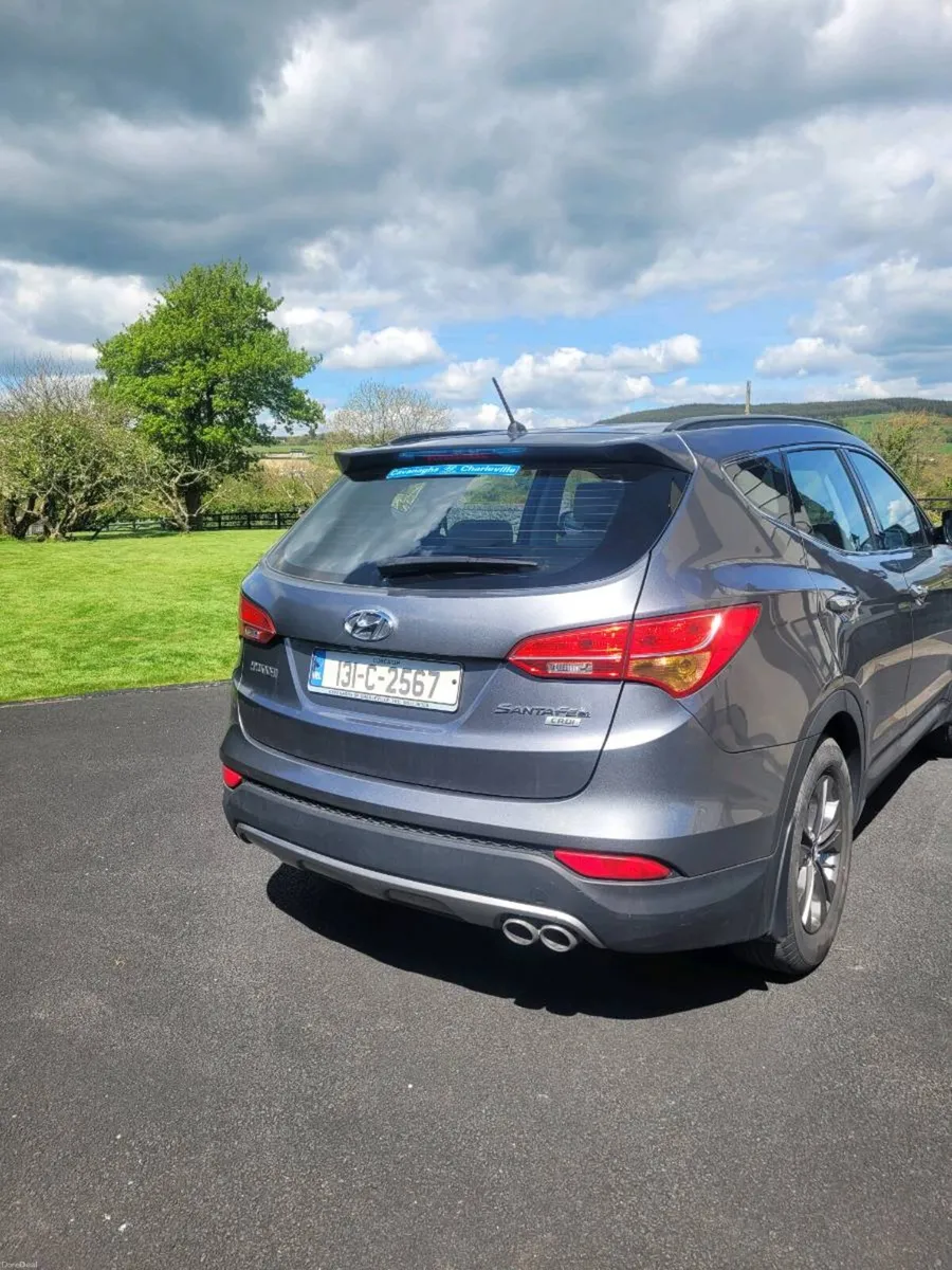 Hyundai Santa Fe - Image 2