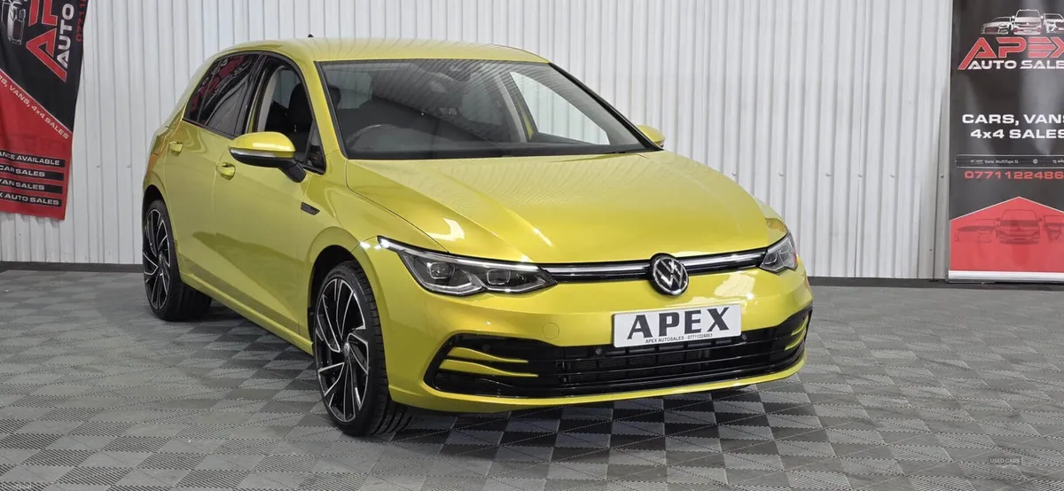 Volkswagen Golf DIESEL HATCHBACK - Image 1