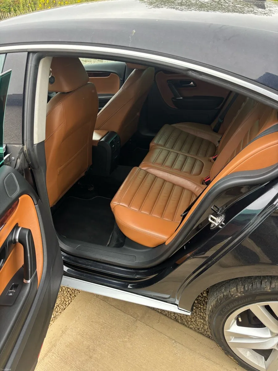 Car - Image 6