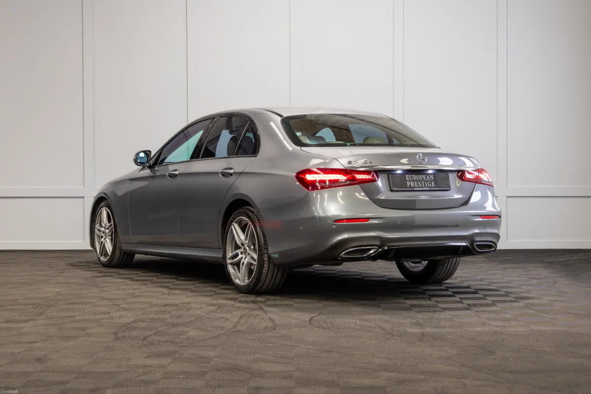 2022 Mercedes-Benz E-Class E220d Avantgarde - Image 4