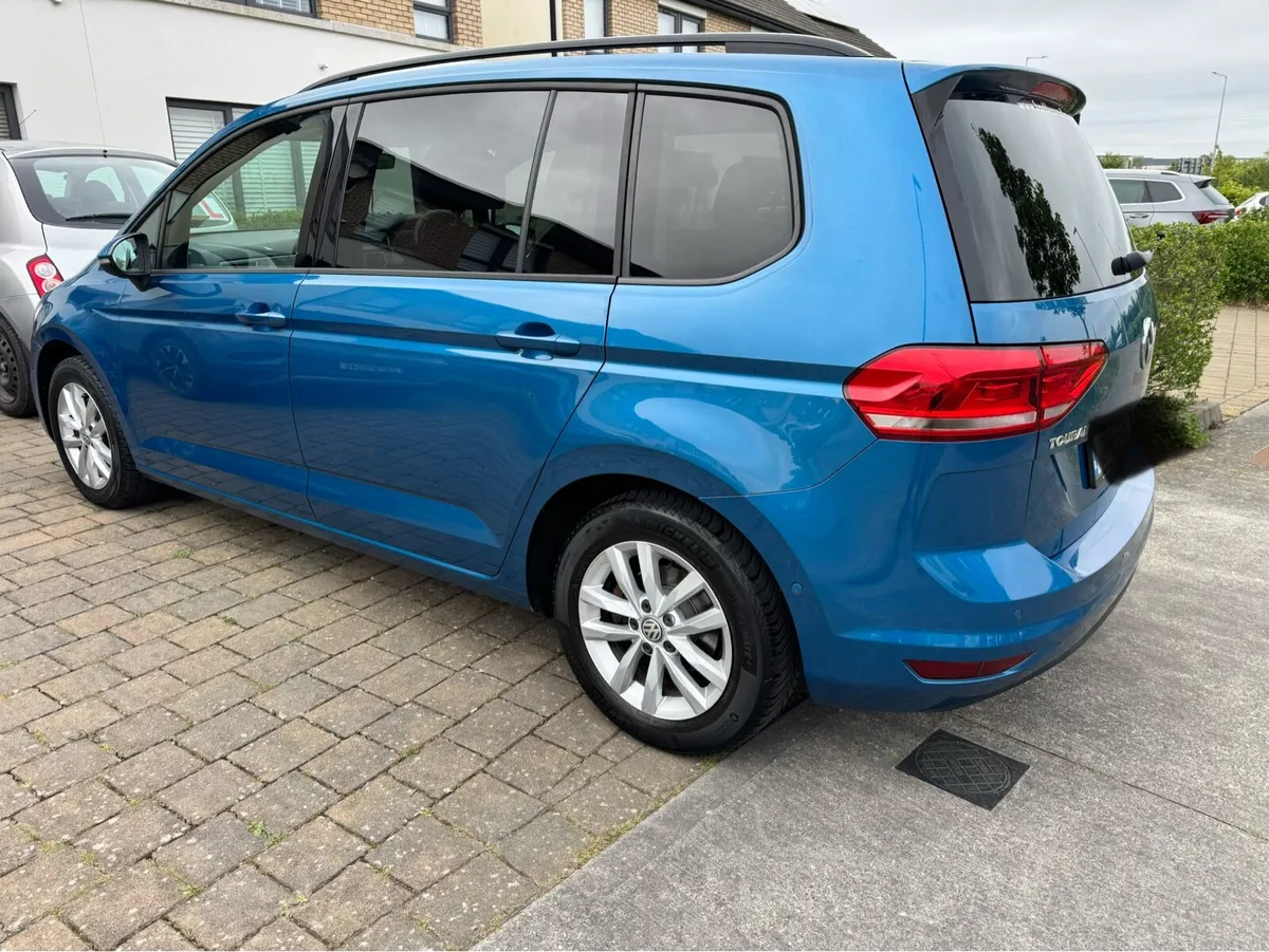161 D Touran 1.6TDI Automatic Comfortline - Image 3