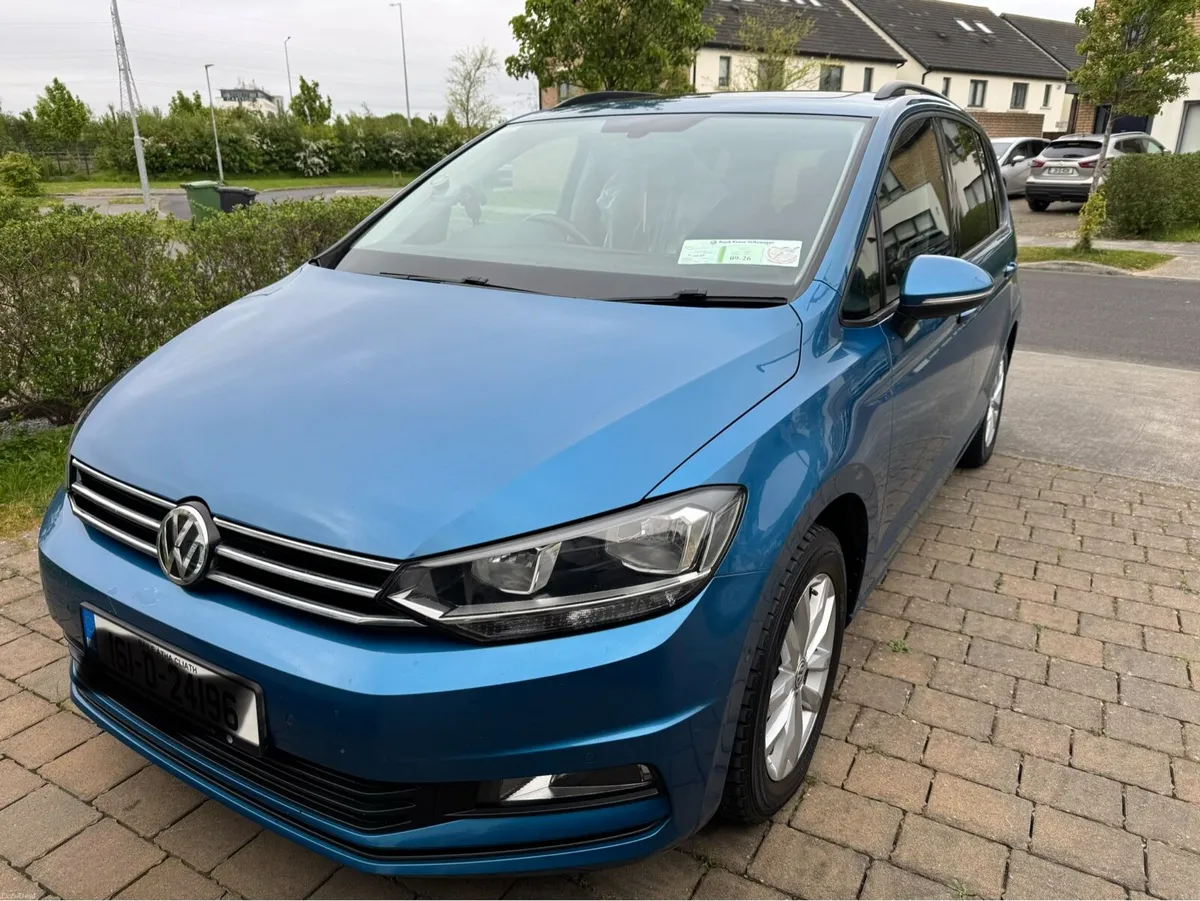 161 D Touran 1.6TDI Automatic Comfortline - Image 1