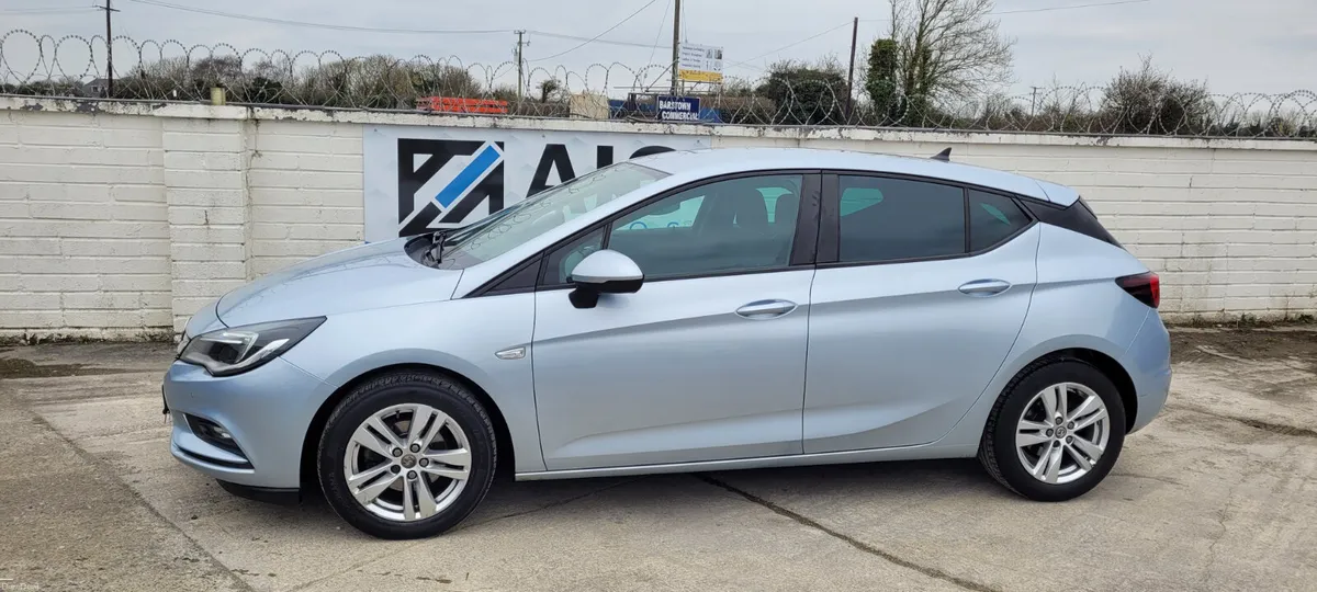 Vauxhall Astra 2018 - Image 4
