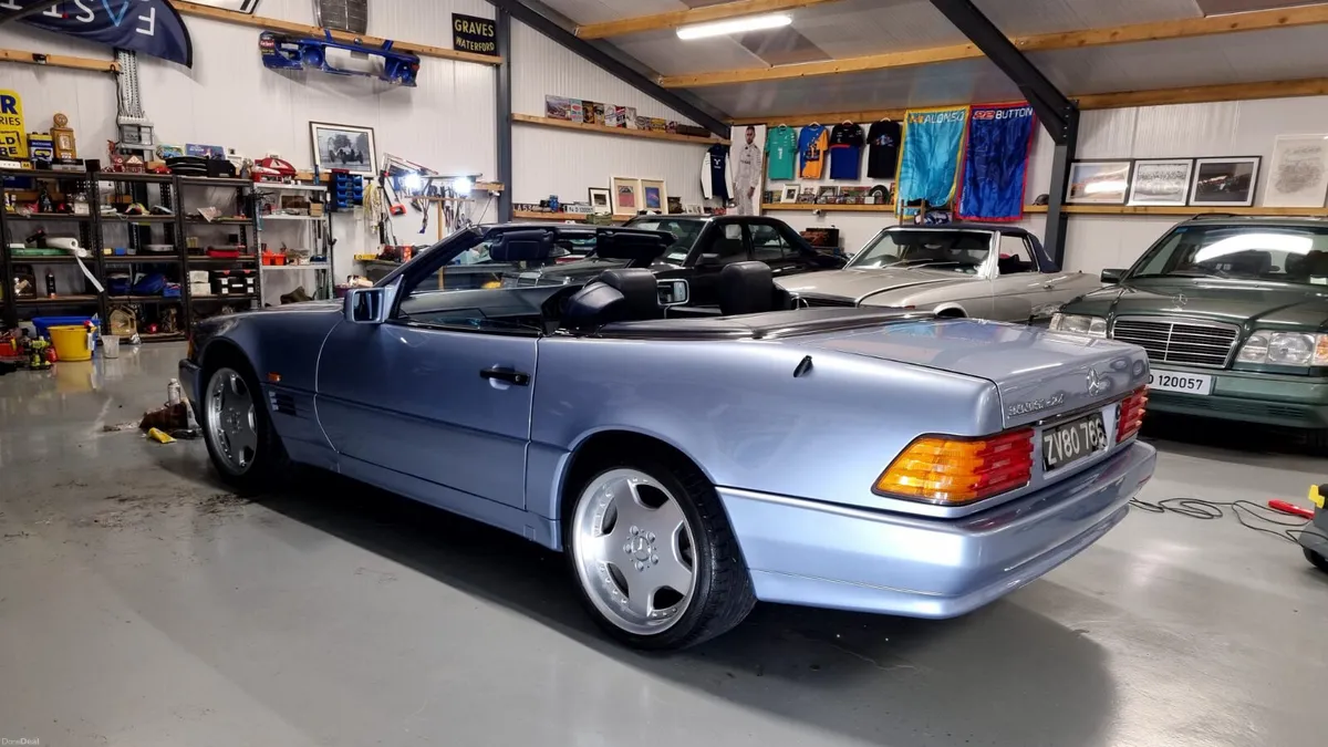 Mercedes 300 SL - Image 3