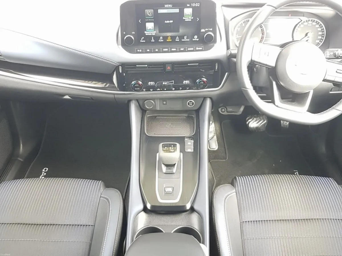 Nissan Qashqai 1.3 PET MILD HYBRID SV PREMIUM CVT - Image 4