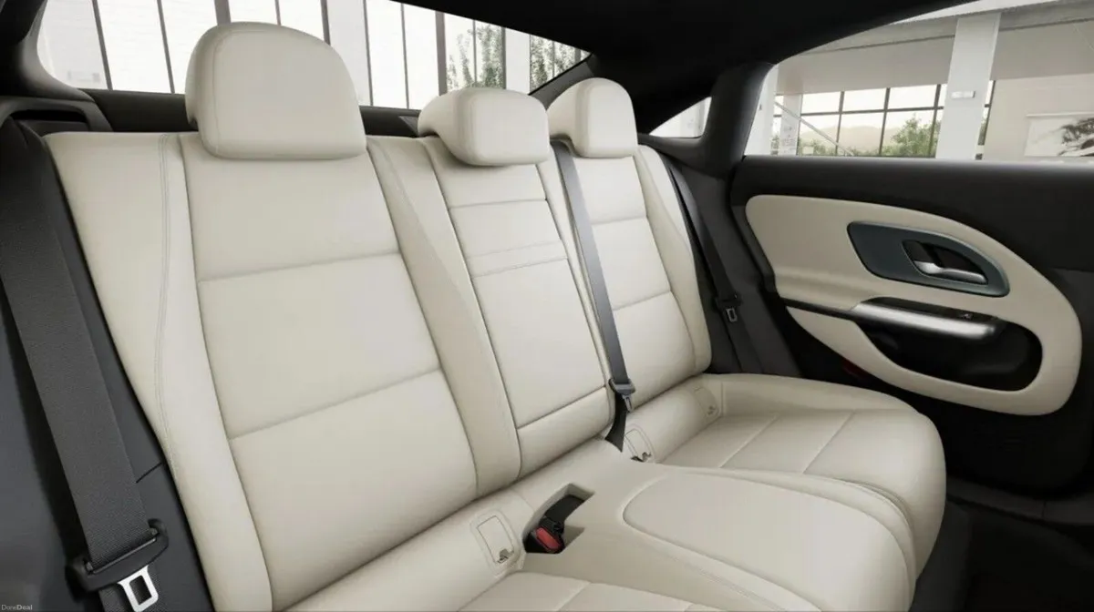 Mercedes-Benz CLA CLA 200 SALOON PROGRESSIVE LINE - Image 3