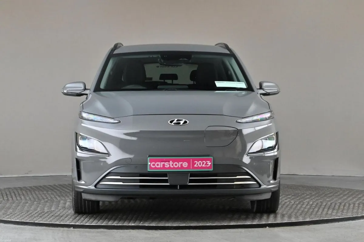 Hyundai KONA EV PREMIUM - Image 2