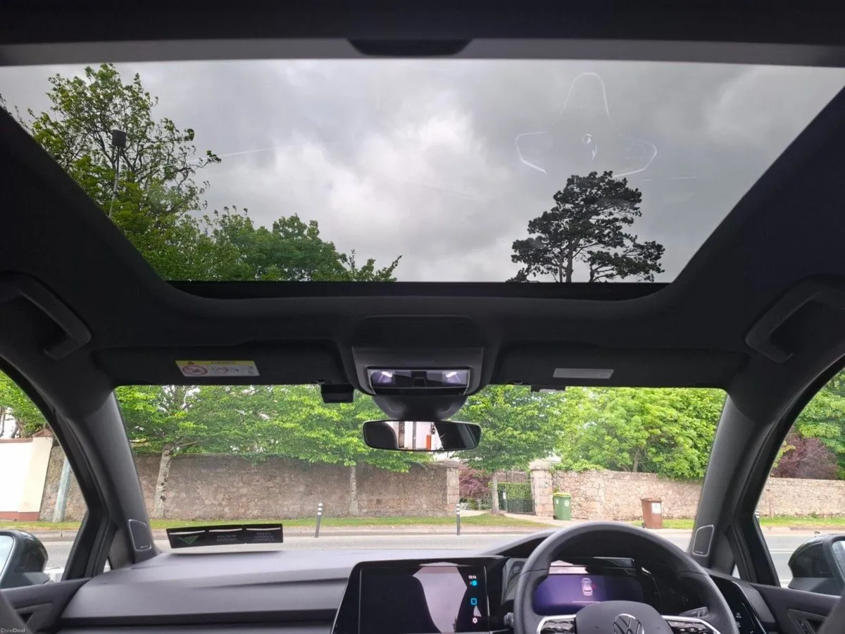 Volkswagen Golf R-LINE TDI AUTO SUNROOF HARMAN KAR - Image 3