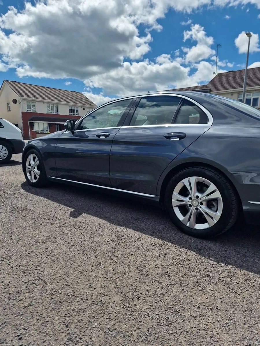 2015 Mercedes-Benz C180 Avantgarde - Automatic - Image 3