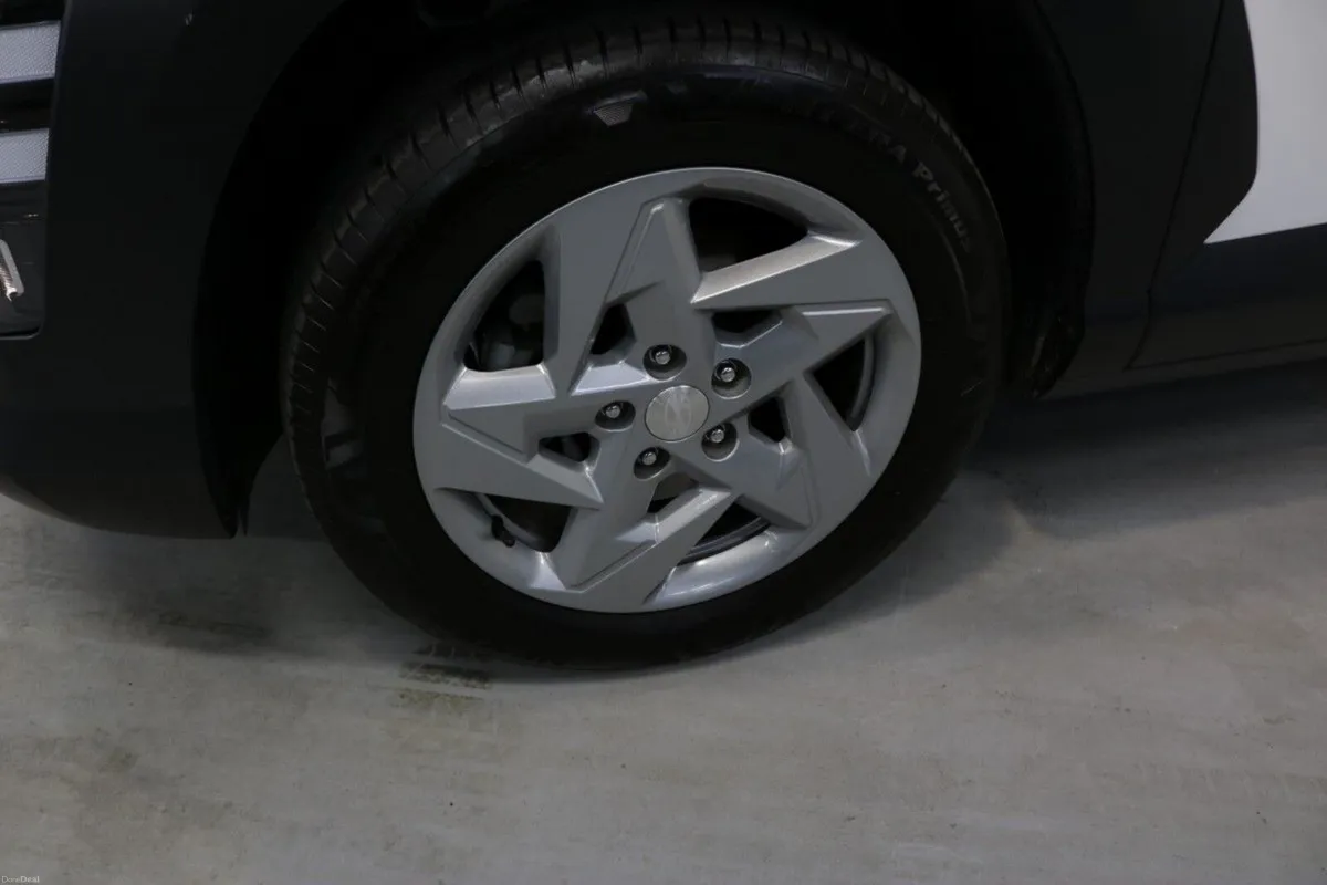Hyundai KONA ELEGANCE 1.0L PETROL COMPACT SUV - Image 3