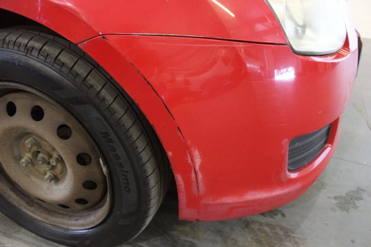 Suzuki Swift 1.3 GL - TENDER 3 - Image 2