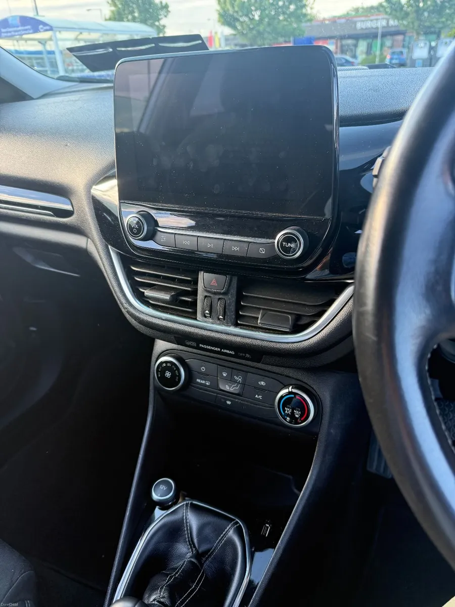 Ford Fiesta 2017 - Image 3