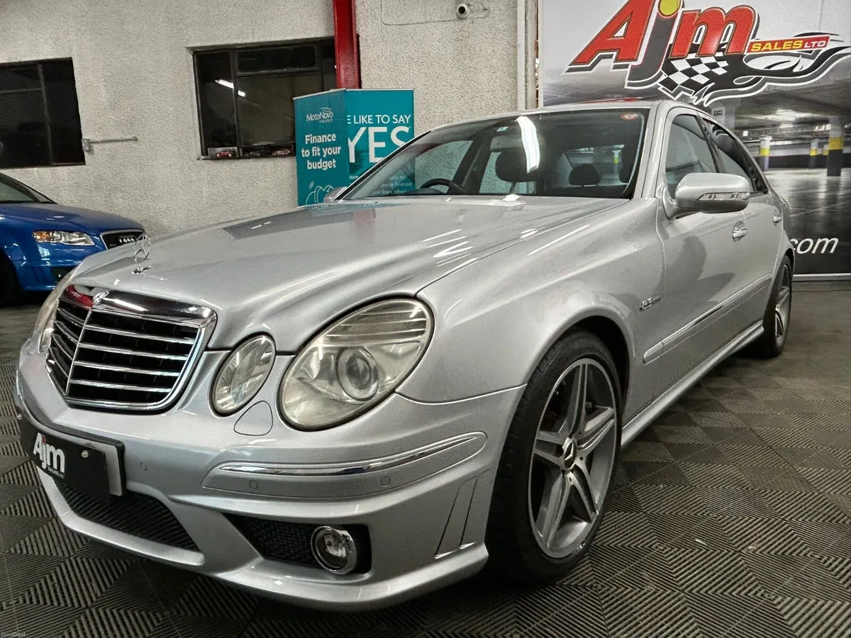 Mercedes-Benz AMG E63 6.3 2007 - Image 4