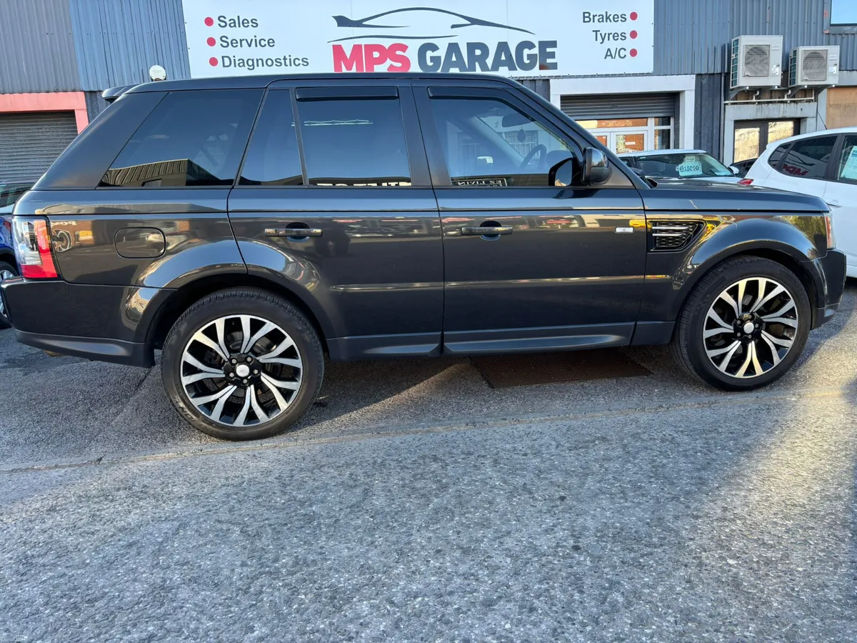 2013 Land Rover Range Rover Sport 3.0 TDV6 SE - Image 1